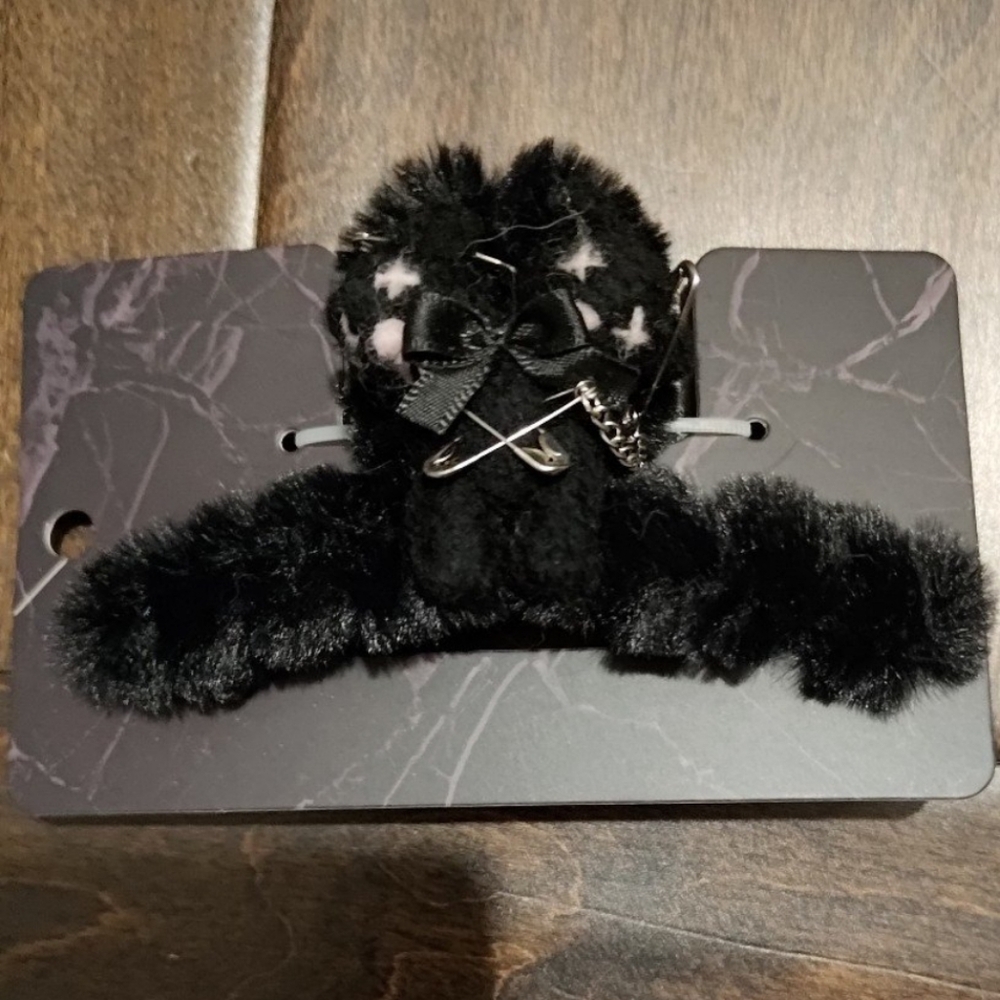 Hot Topic Black and White Fuzzy Hair Accessory